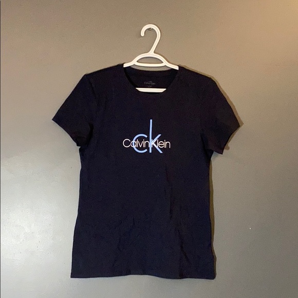 Women’s Calvin Klein Tee - Picture 1 of 3